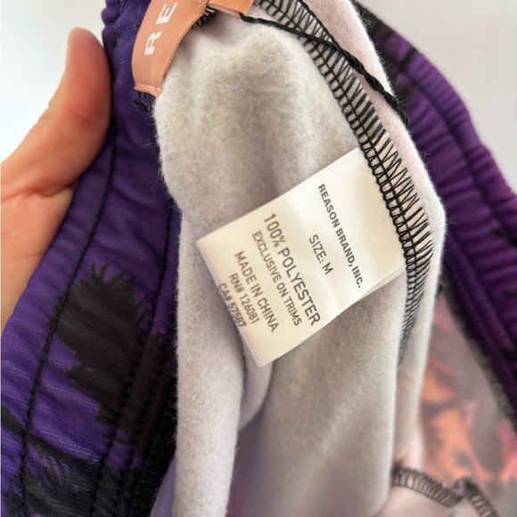New with tags, womens size medium joggers/pants, #C909 - Picture 4 of 7